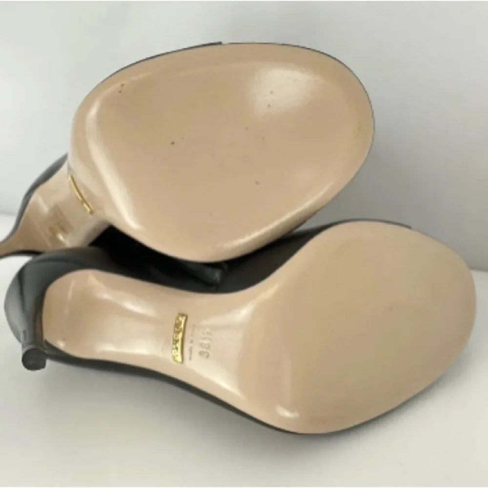 GUCCI ANETA CAGED BOOTIES w GG BUTTONS - Picture 12 of 16